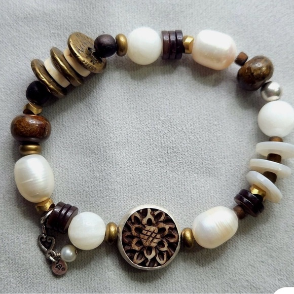 Silpada B1989 Pearl  Bronzite Howlite BrassSterling silver stretch Bracelet - Picture 4 of 9